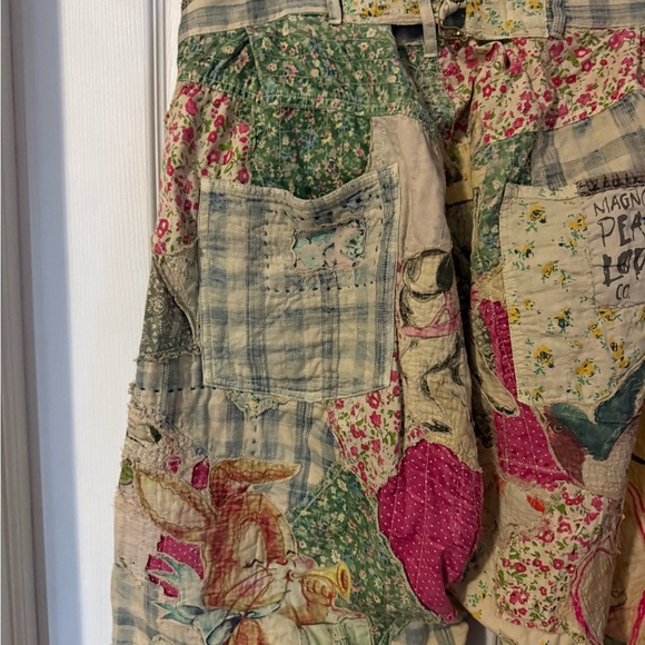 Magnolia Pearl Patchwork Pants - rabbits, elephants and bananas!  OSFM EUC. - Picture 5 of 13